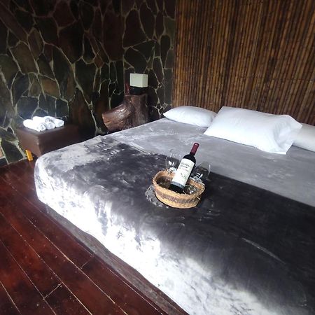 Glamping Salento Con Jacuzzi Climatizado Ξενοδοχείο Εξωτερικό φωτογραφία